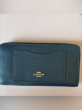 COACH Midnight Blue Leather
Wallet.
